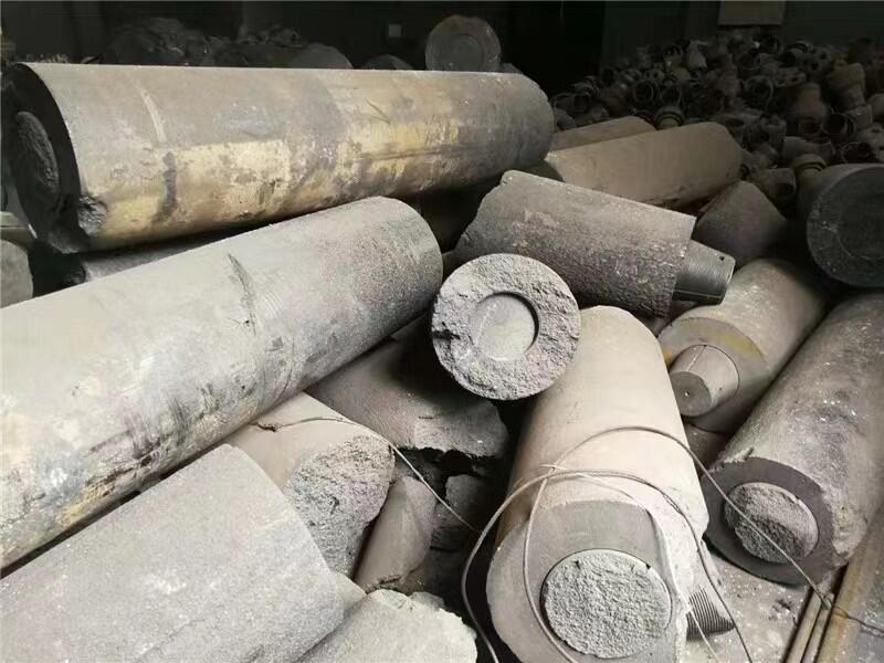 重慶大量回收廢舊石墨制品多少錢一噸