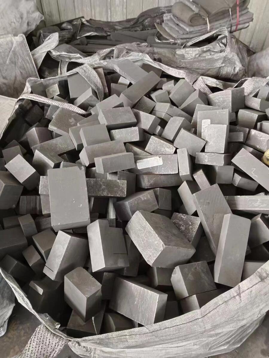 江西回收廢石墨塊多少錢
