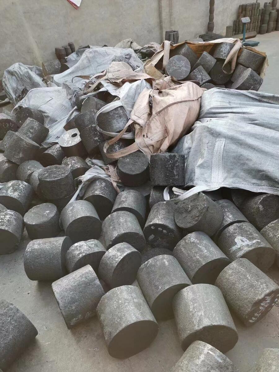重慶哪里回收廢舊石墨回收價(jià)