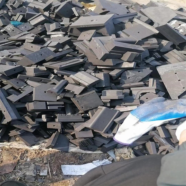 北京哪里回收廢舊石墨多少錢